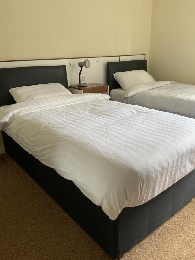 كينروس Salutation Hotel المظهر الخارجي الصورة