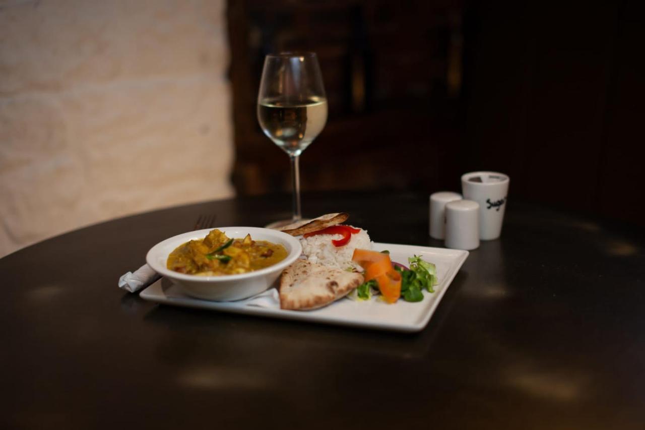 كينروس Salutation Hotel المظهر الخارجي الصورة